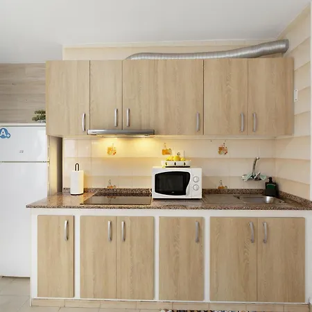 Apartment Danoe 3 *