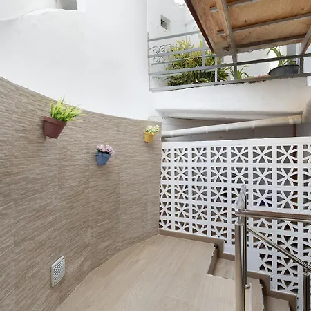 Apartment Danoe 3 *